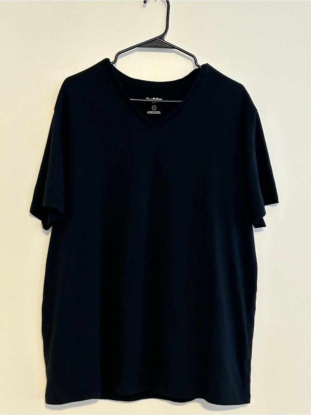 Goodfellow & Co Classic Men's V-Neck Short Sleeve Shirt - Black